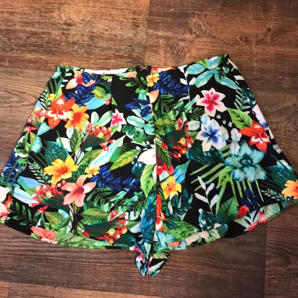 Show Me Your Mumu Tropical Lovefest Set 🌺 - Picture 3 of 4